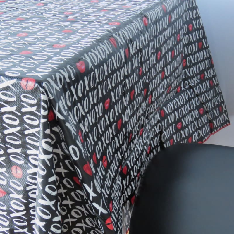 XOXO Love Vinyl Tablecloth