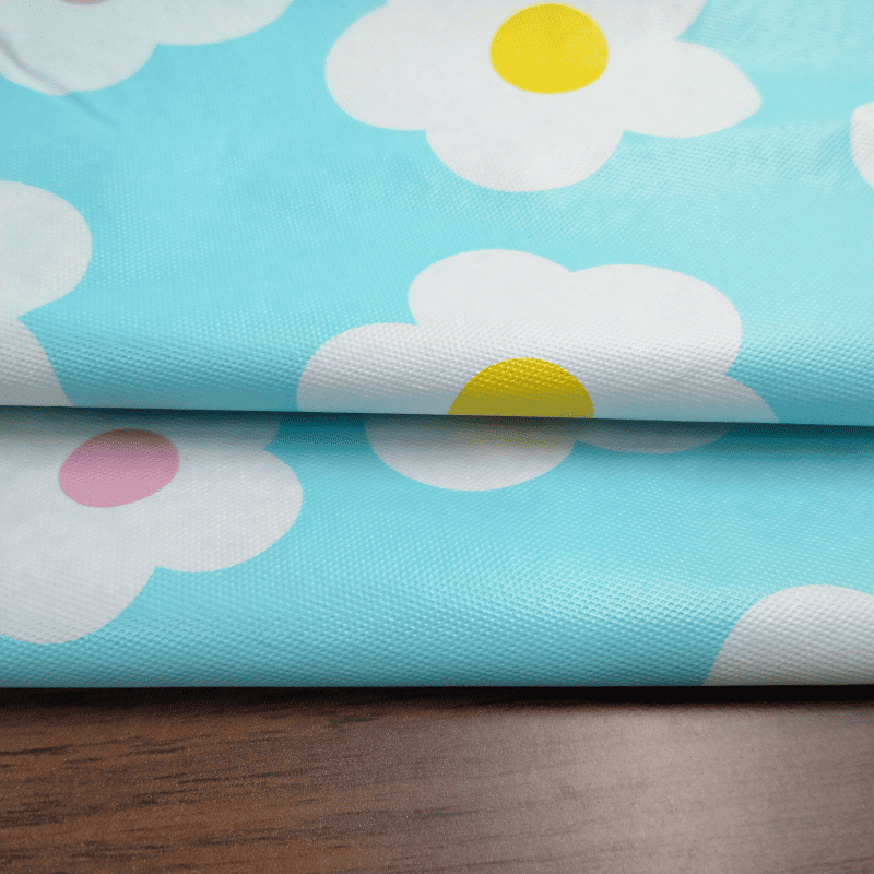 花のフランネルのテーブルクロス