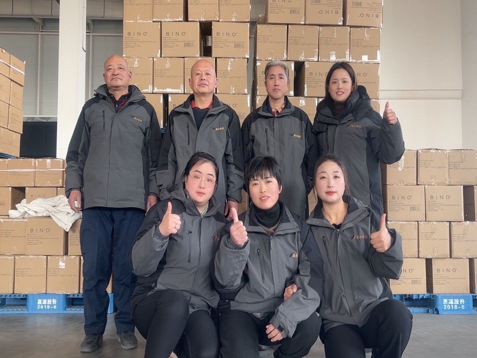 Jiayuan's Warehouse Team