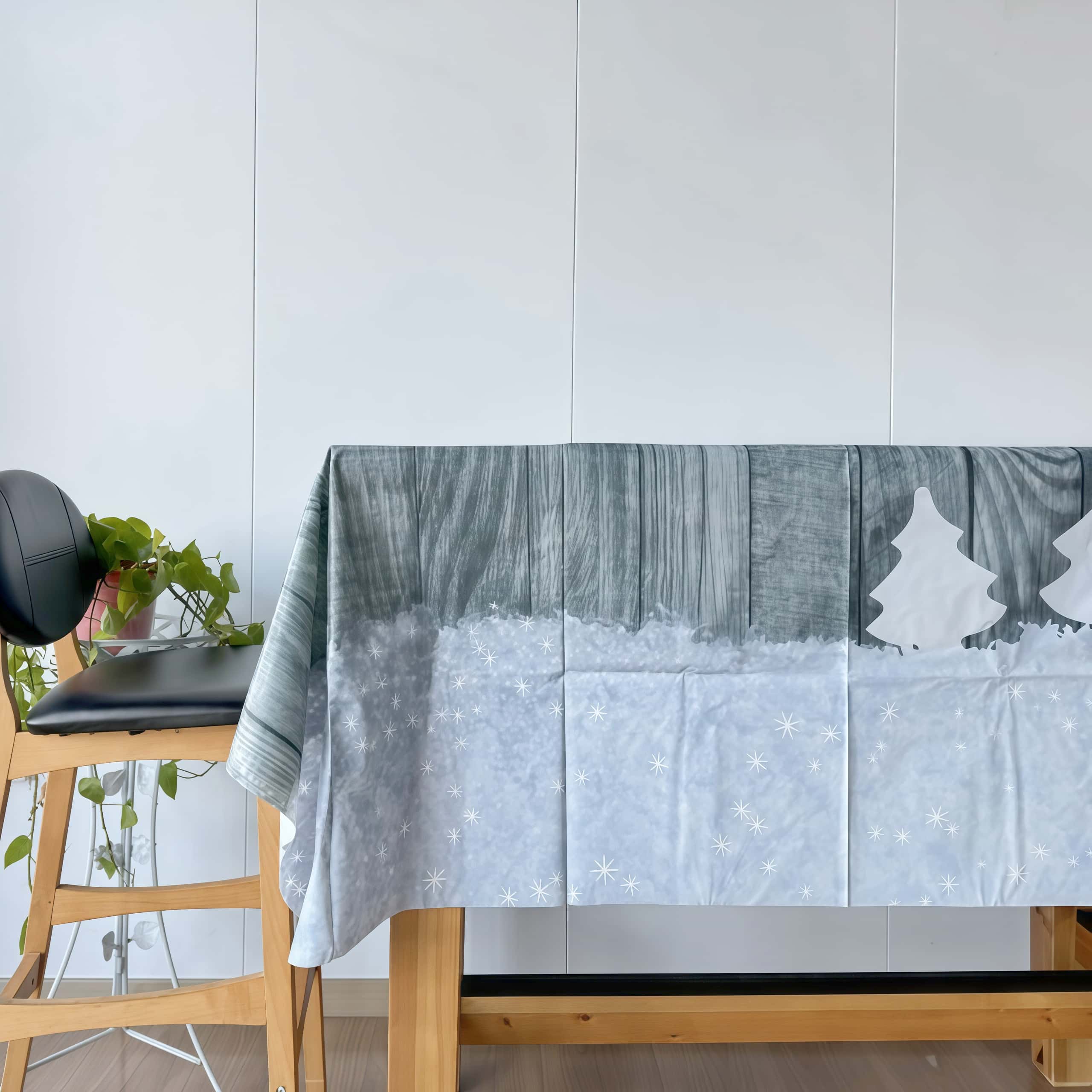 PE Snowman Tablecloth