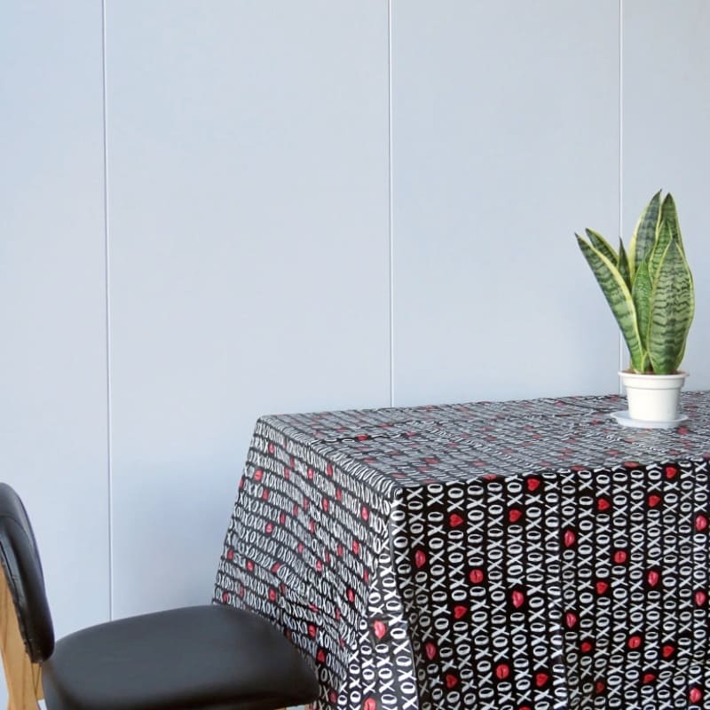 XOXO Love Vinyl Tablecloth