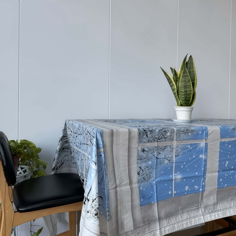 Snow PE Tablecloth