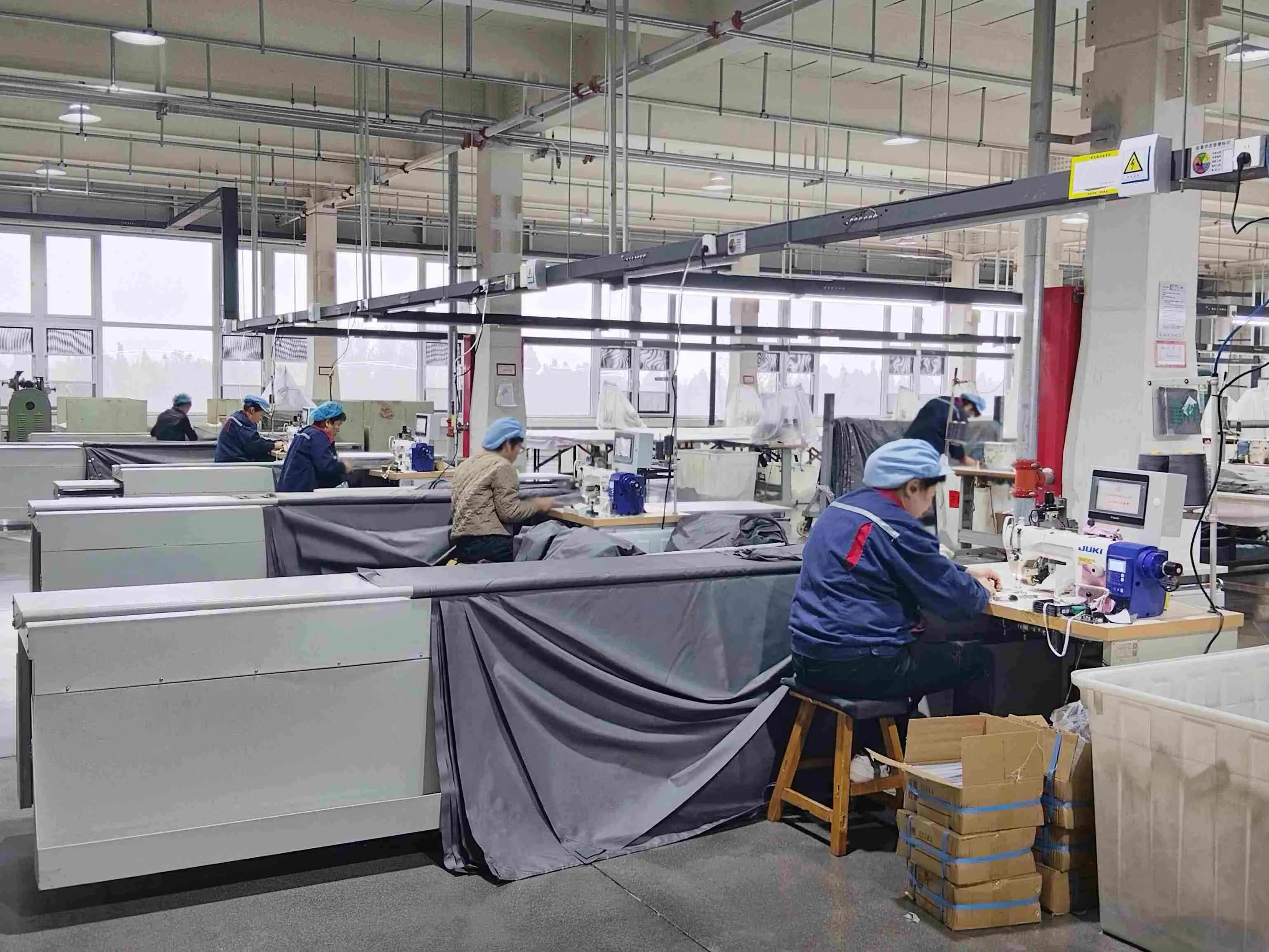 Jiayuan'daki perde arkasında: küresel pazarlar için yüksek kaliteli duş perdeleri hazırlamak Jiayuan'daki perde arkasında: küresel pazarlar için yüksek kaliteli duş perdeleri hazırlamak